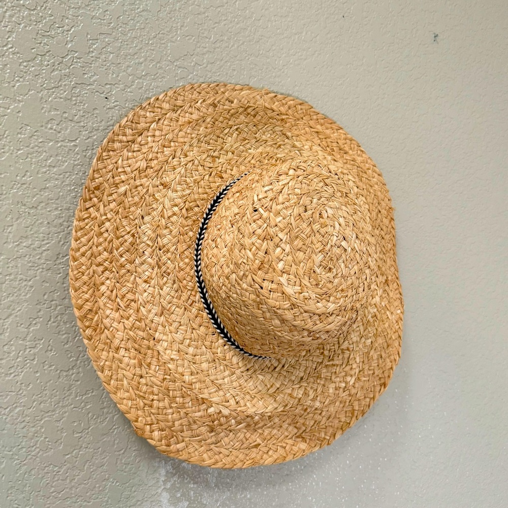 Universal Thread straw banded wide brim beach hat